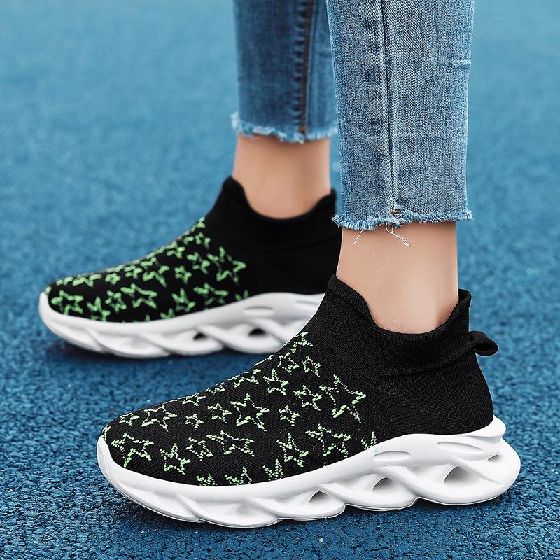 

Hiking casual shoes running surface soft sole fitness mesh sports shoes men s lightweight foot cover flying socks shoes large size 36