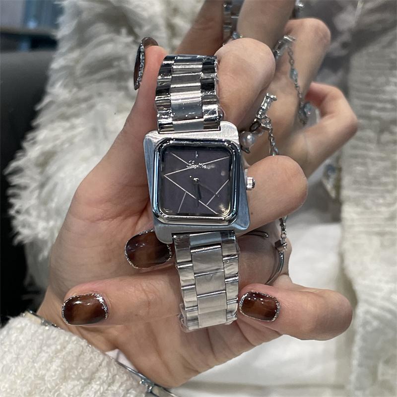 Square Luxury Watch for Women New Premium Design High-Quality Metal Fashion Quartz Wristwatch Women's Gift Accessory
