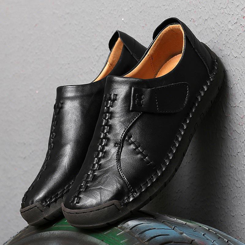 Leather Shoes Men Summer Sneakers Men Tenis Masculino Breathable Moccasins Men