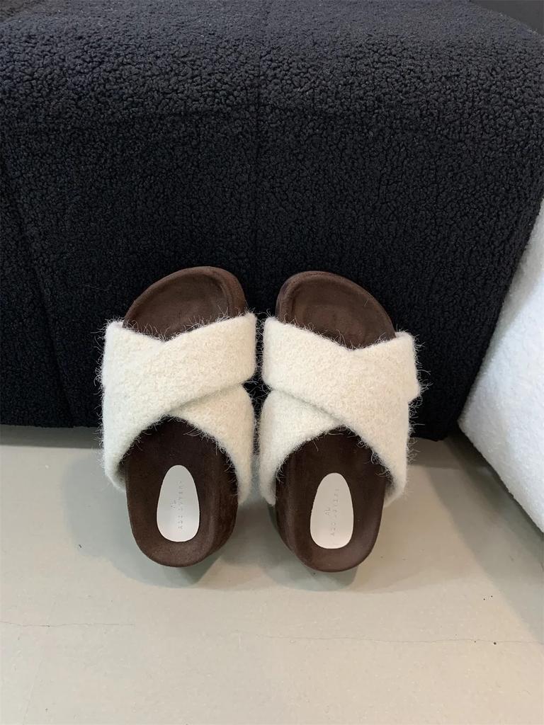 Fashion Fur Platform Women Flats Slippers Winter Designer New Casual Shoes Women 2025 Trend Home Cotton Slippers Cozy Soft Mujer Zapatos