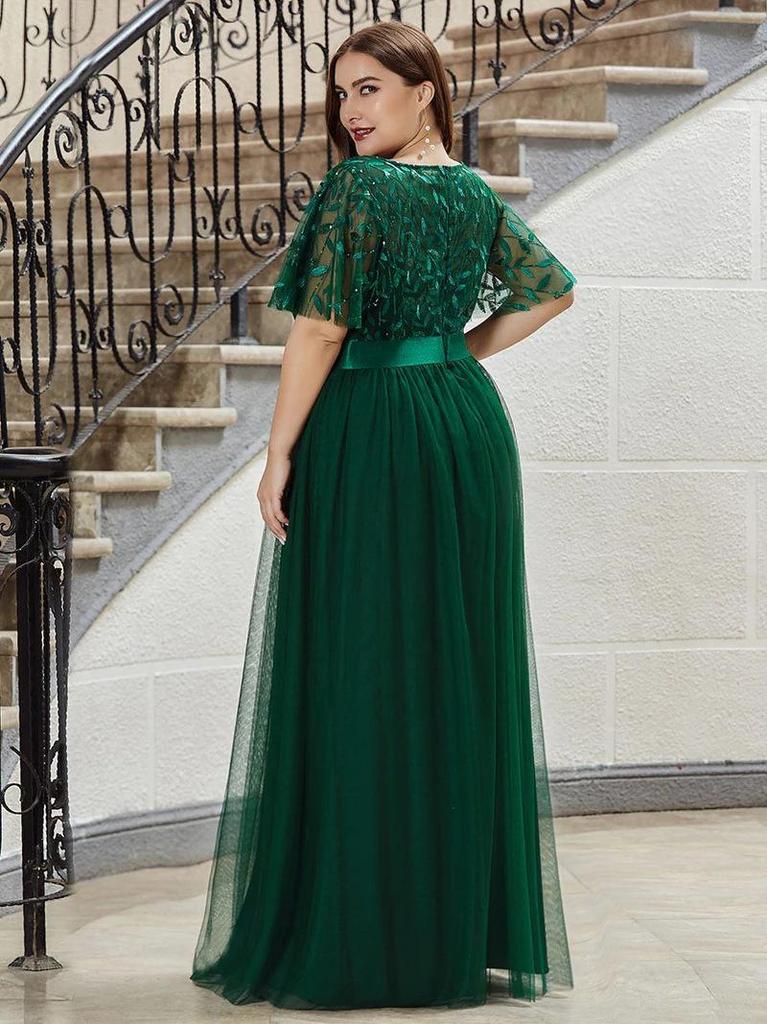 Elegant Plus Size Sequin Embroidered Evening Gown with Mesh Hem