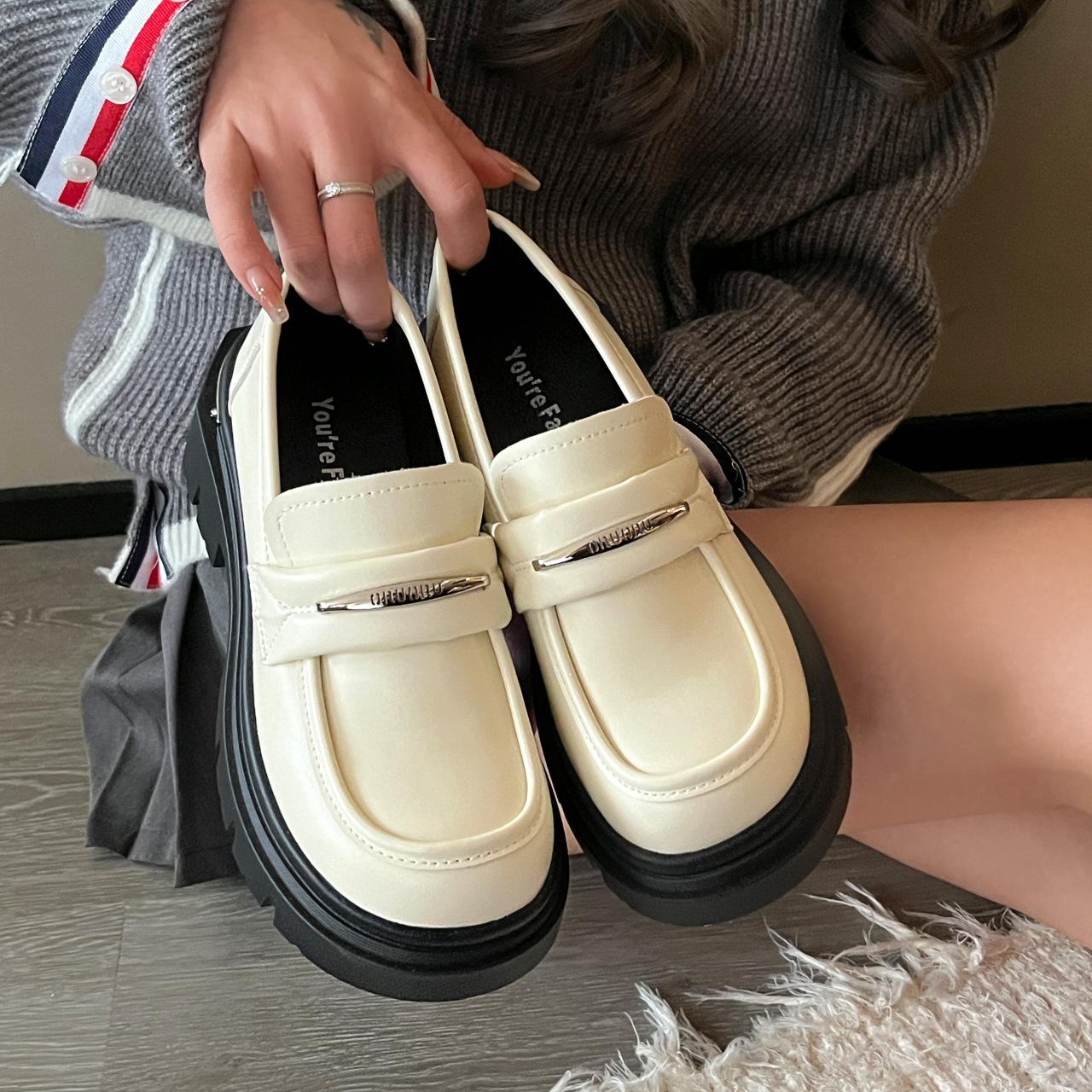 

Loafers women s platform 2024 autumn shoes black British style small leather shoes soft leather one-pedal single shoes 40 бежевий