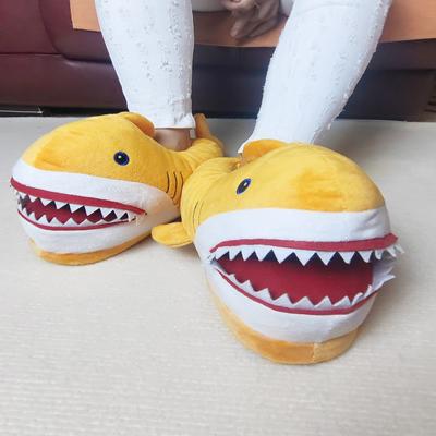 Übergröße 36-45 Kreative Tier-Hai-Hausschuhe Indoor Warme Baumwolle Samt Schuhe Damen Herren Cartoon Fisch Fell Pantoletten 2024 Neueste