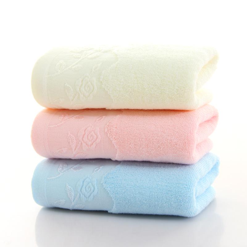 Thick Cotton Square Towel with Customizable Logo for Gifts