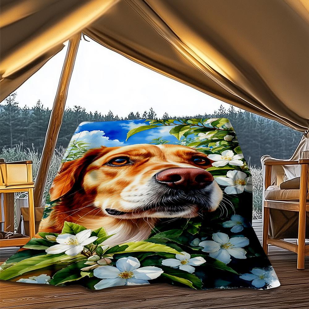 1pc Golden Retriever Outdoor Flannel Blanket , Machine Washable Perfect Gift for Birthday , Holiday Travel Accessory , Durable Material