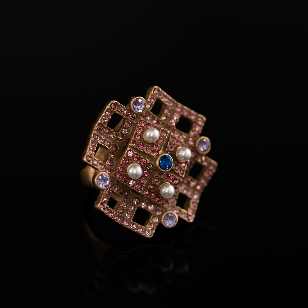 Medieval Copper Alloy Ring, Retro Court Style, High Sense Female Designer Temperament, New Ring