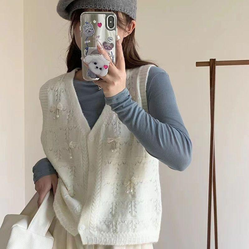 Fresh and Sweet Cute Beaded Bow Knitted Vest Cardigan Women's V-neck Sleeveless Waistcoat Vest Coat