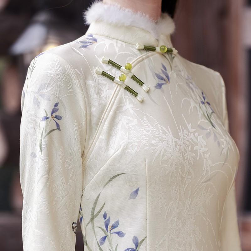 Long Sleeve Winter Cheongsam Dress Women Warm Fleece-Lined Modern Chinese Style Midi Length Stand Collar
