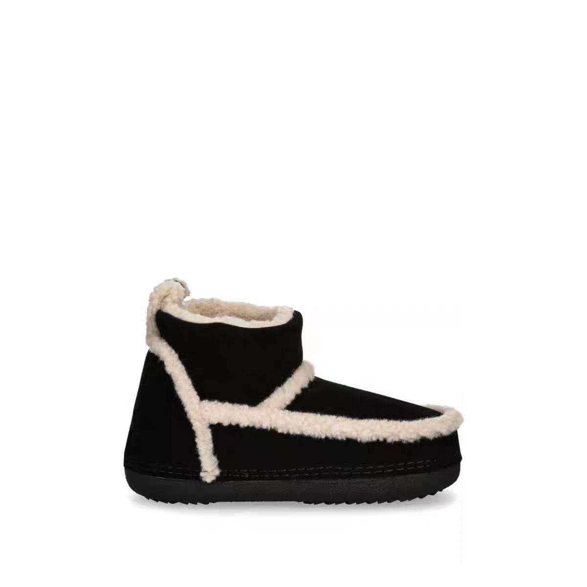

Niche does not distinguish between left and right, one pedal snow boots, wind thick soles increase, wool keeps warm, ugly and cute short boots women 40