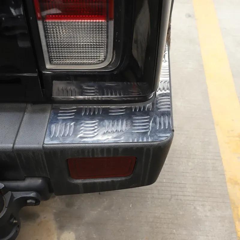 Aluminum Alloy Silver Car Rear Bumper Side Protection Plate Protective Sticker For Hummer H2 2003-2009 Car Exterior Accessories