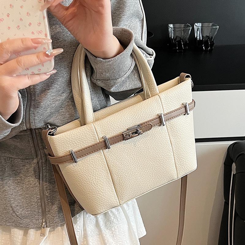 This Year's Popular Fashion Temperament Business Commuter Style Portable Bucket Bag High Texture Casual Versatile Messenger Bag Women