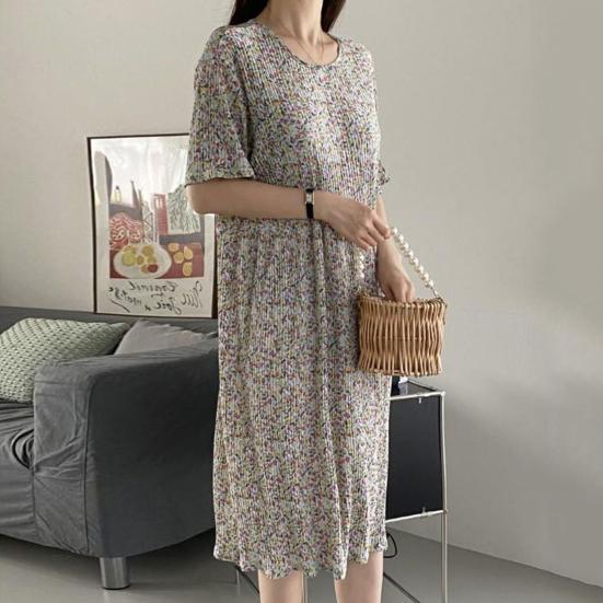 Summer Women Dress Small Flower Print Crew Neck Loose Short Sleeves Pleated Mid-calf Length Pullover Shopping Midi Dress