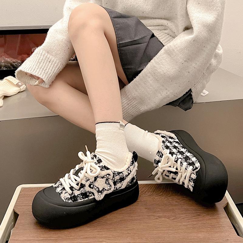 Maillard ugly cute big head shoes new 2025 popular women's winter cute bread shoes niche retro versatile board shoes