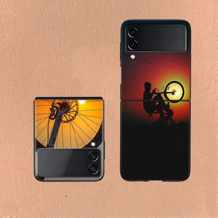 Beautiful Sunset and My Bicycle Phone Case For Samsung Z Flip 6 7 5G Galaxy Z Flip 5 4 3 5G Cases Shockproof Hard Cover TPU