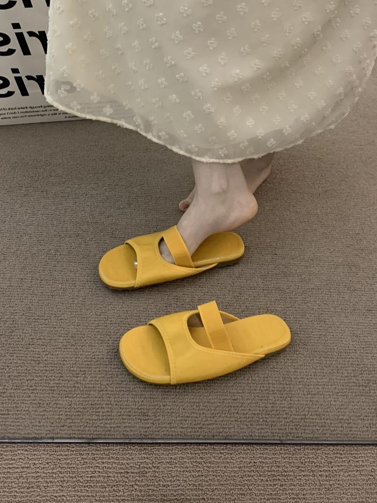 Niche yellow suede with skirt French small cool slippers fairy shoes outer wear 2025 summer with skirt sandals