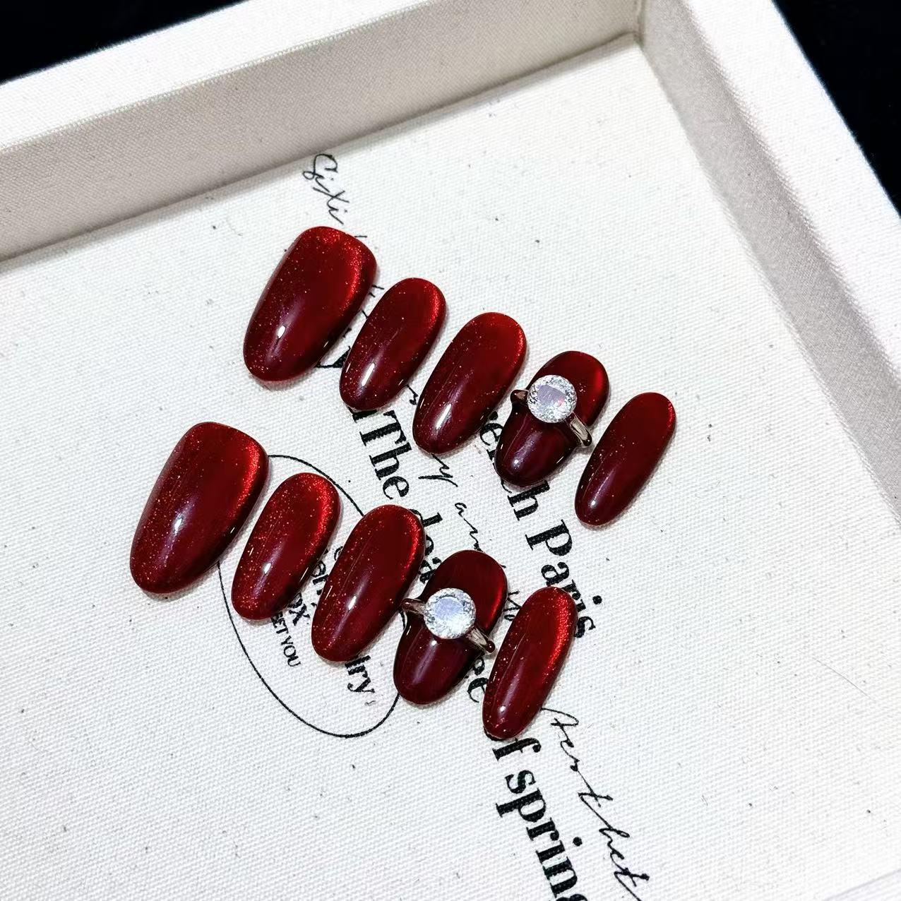 

Ручная работа, рубиново-красные ногти «кошачий глаз» накладные - Новогодний стиль, многоразовые, с отбеливающим эффектом