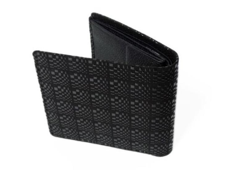 Inden bifold wallet 2003 bill compartment C black deerskin x black lacquer unusual checkered pattern [Indenya]