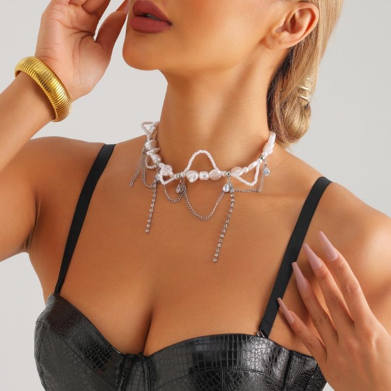 Elegant Pearls Necklace with Chain Star Clavicle Chain Adjustable Choker Neck Jewelry for Wedding Party Special Occasion