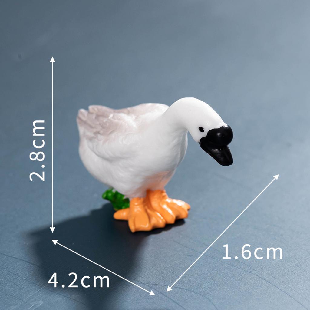 Miniature Garden Figurine Small Animal Decoration DIY Craft Accessory Desktop Ornament for Terrariums and Car Interior Decoration