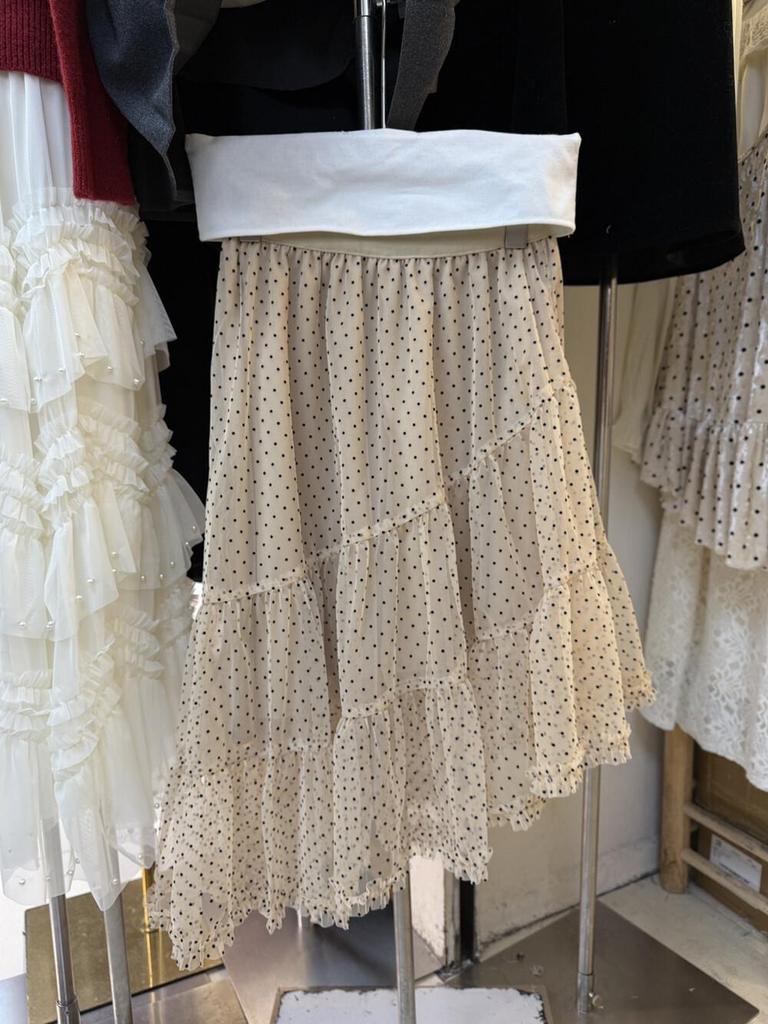 Frühling 2026 Damen Minirock mit Netz-Überlage in mattem Grau mit Polka-Dots – Vielseitig & Elegant
