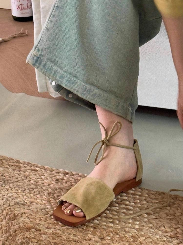 

Sheepskin version~ niche flat-soled sandals women s summer wear straps with open-toe bags and half-mop sandals 40