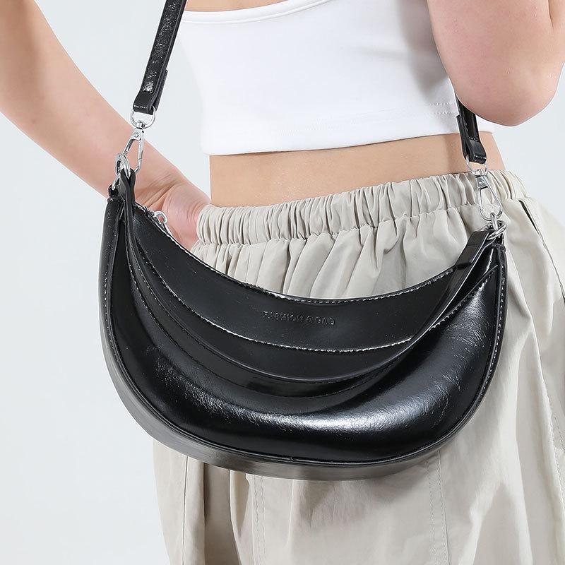New Product Niche Simple Personality Hand Carry Crescent Moon Bag Versatile Temperament Commuter Oil Wax Leather Messenger Bag Female