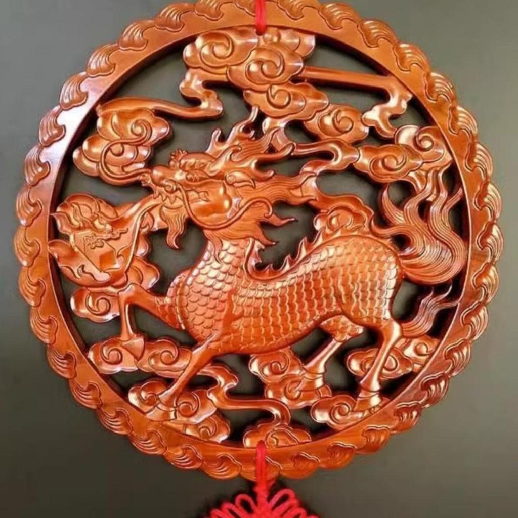 Peach Wood Fu Character Door Hanging: Chinese Knot Pendant, Feng Shui Housewarming Ornament for Living Room