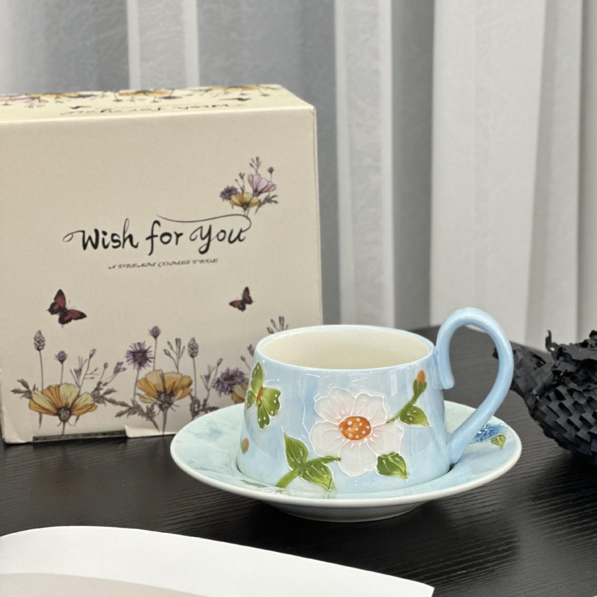 Elegant Hand-Painted Floral Embossed Breakfast Cup & Saucer Set - Ceramic Coffee Cup, Perfect for Teacher s Day or Qixi Festival Gift. 300ml