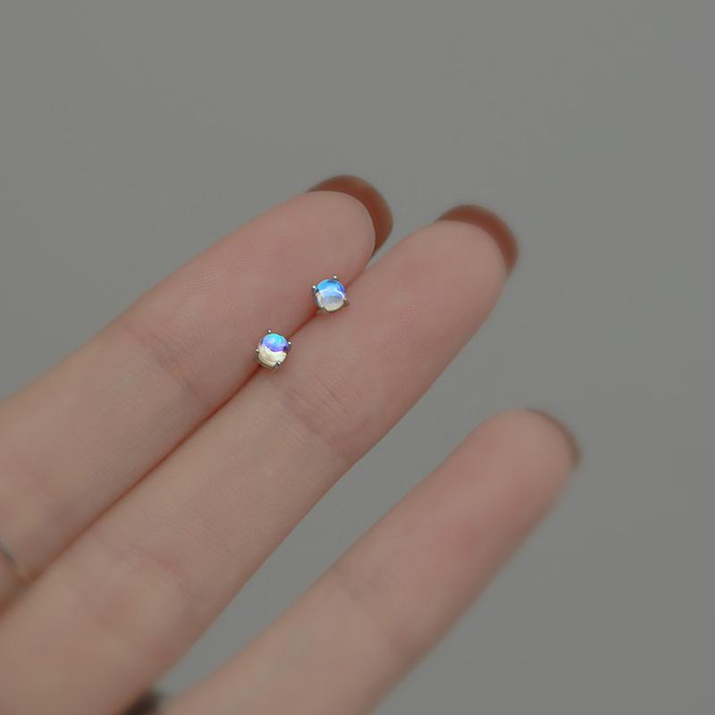 Fashionable Small Earrings for Women Simple Imitation Moonstone Earrings Korean Style Earrings
