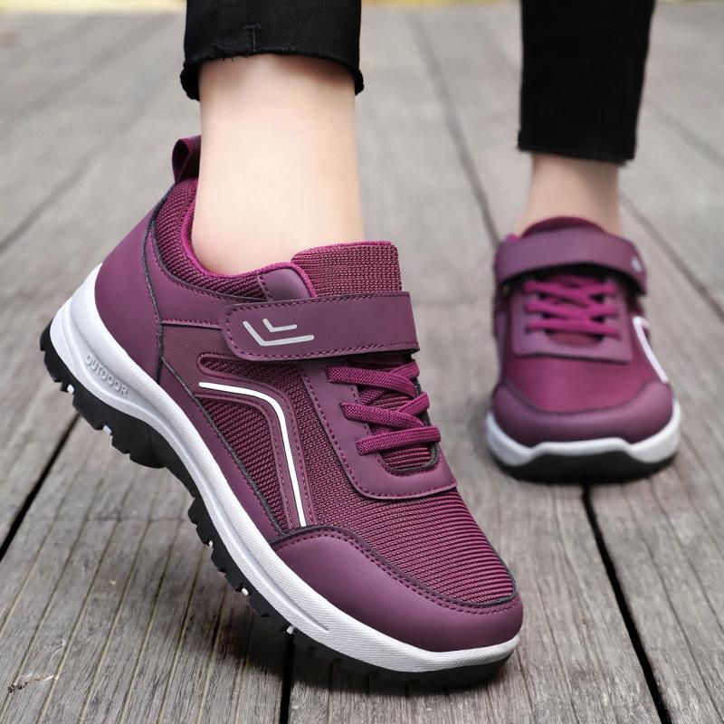 Buty do chodzenia damskie nowe miękka podeszwa wygodne sneakersy na rzepy buty dla matek w średnim i starszym wieku oddychająca siateczka buty codzienne
