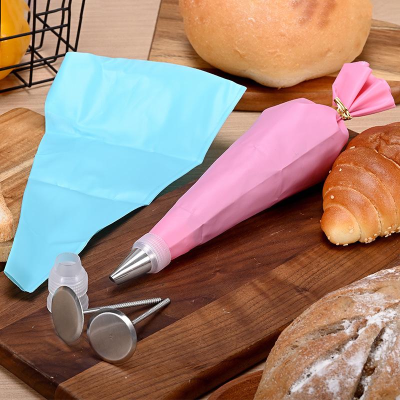 Cake Decorating Tools Set 32 Pipping Tips 2 Silicone Bags Couplers Flower Nails for DIY Baking Kitchen Gadgets Home Accessories