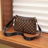 Qianzi Fox 2025 Women's Trendy Crossbody & Shoulder Bag - Stylish, Spacious, High-End Commute Design