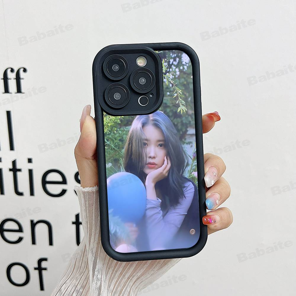 Korean L-Lee Ji Eunes Female Singer For IPhone 17 Pro Max 16 15 14 13 12 11 Plus Black Soft Phone Cover