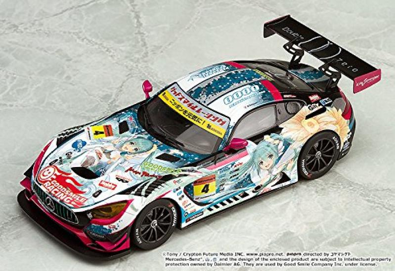 Racing Miku 2017 Good Smile Hatsune Miku AMG 2017 Opening Round Winner Scale ABS Painted Finished Miniature Car Ver. Ver. 1/32