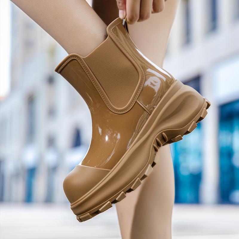 Kalosze damskie 2024 nowe buty na deszcz wiosna i lato wodoodporne buty Martin antypoślizgowe buty gumowe dorosłe krótkie buty