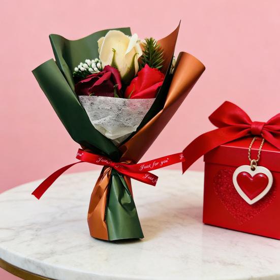 Bukiet ze sztucznych kwiatów dla kobiet Sztuczny bukiet z wiecznych róż na Walentynki Dzień Matki Boże Narodzenie Prezent urodzinowy