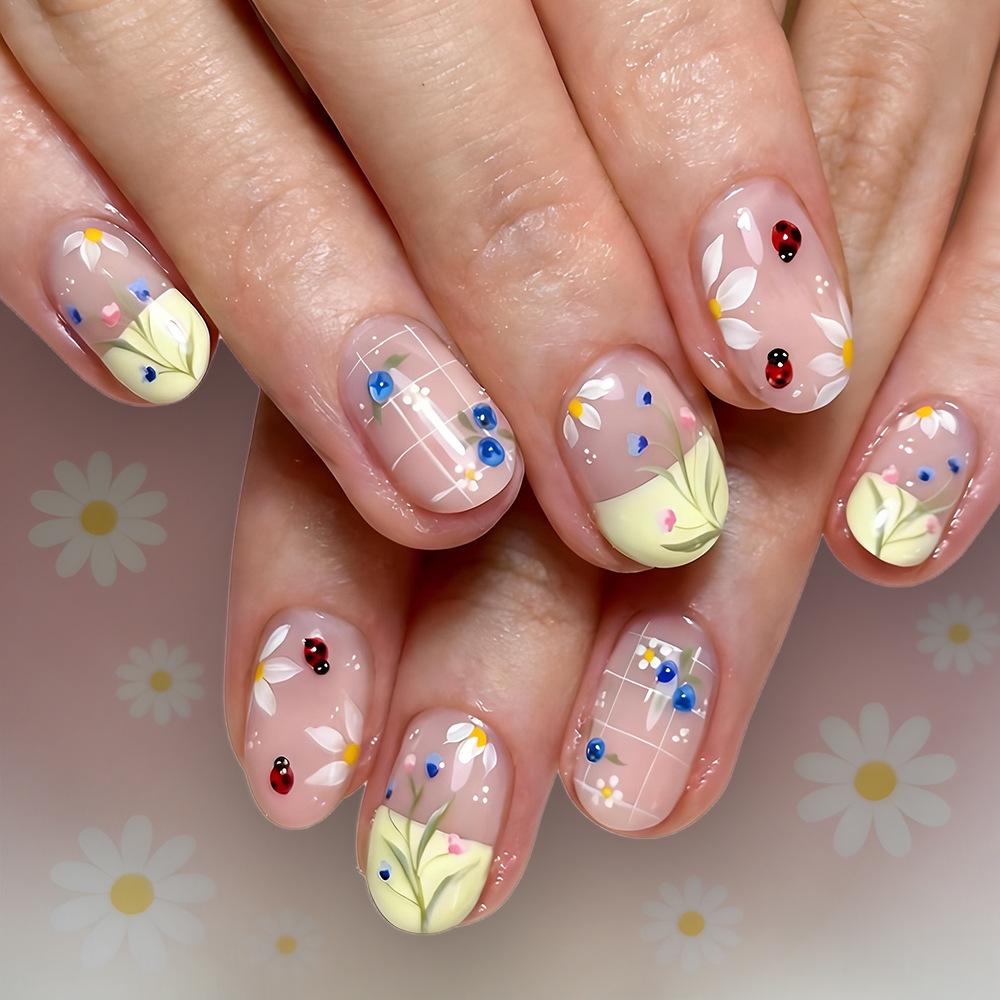 24-Piece Fresh Spring Floral Oval Nails - Medium Length False Fingernails