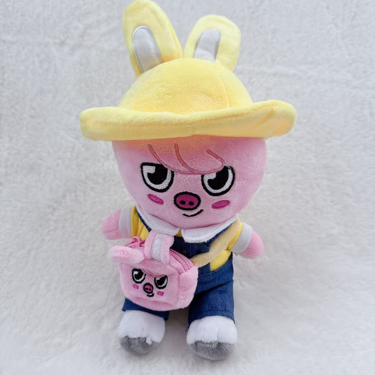 

Spring Kindergarten Cartoon Cute Stray Children Plush Pendant Doll Seated Doll Holiday Gifts 25cm