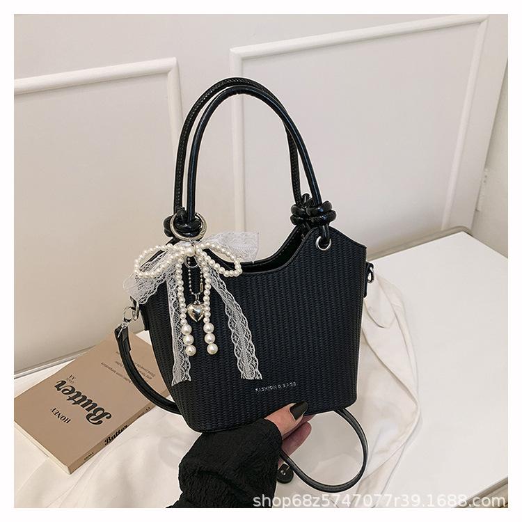 Summer Small Bag Women's 2025 New Versatile Shoulder Crossbody Bag Premium Sense Foreign Style Super Fire Portable Bucket Bag