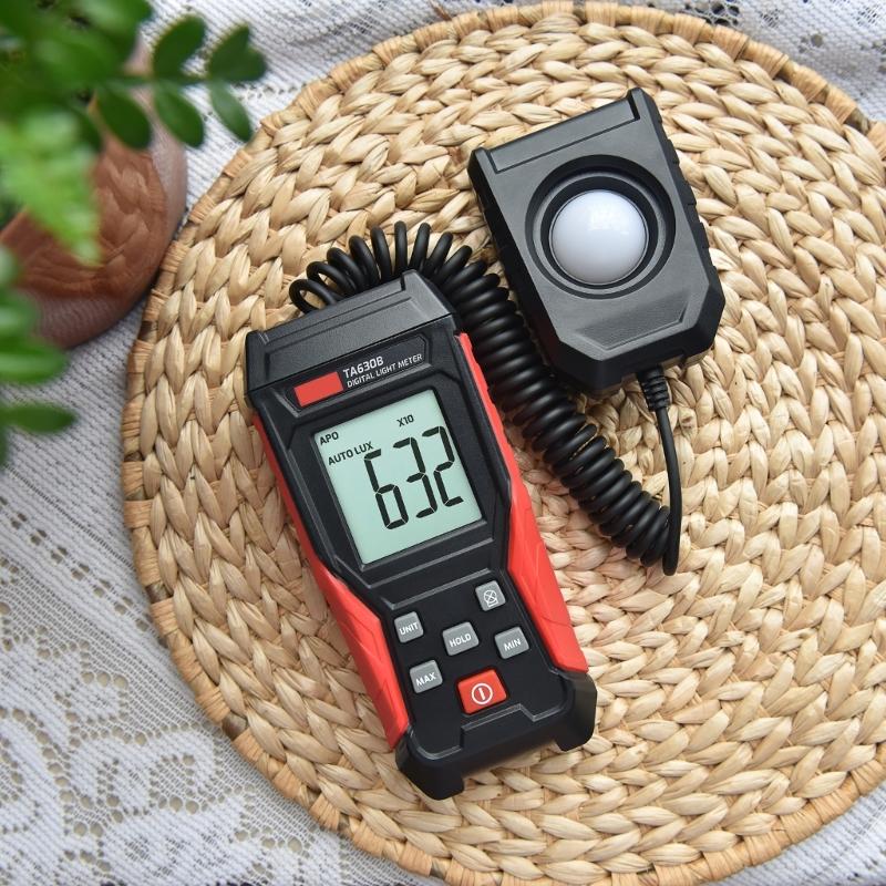 Lighting Engineering Digital Luxometer Professional Handheld Light Meter High Accuracy Luxmeter Illuminometer Photometer
