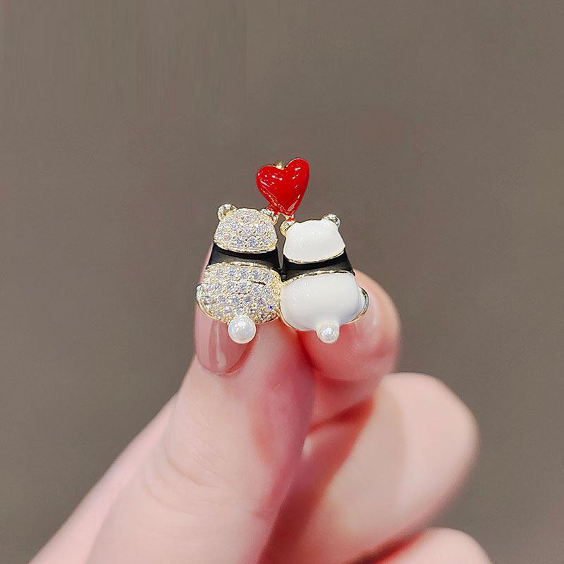 

Светоотражающая брошь женская японская высококлассная милая брошь-мишка высококлассные женские аксессуары для лацкана пин маленький артефакт ювелирные изделия