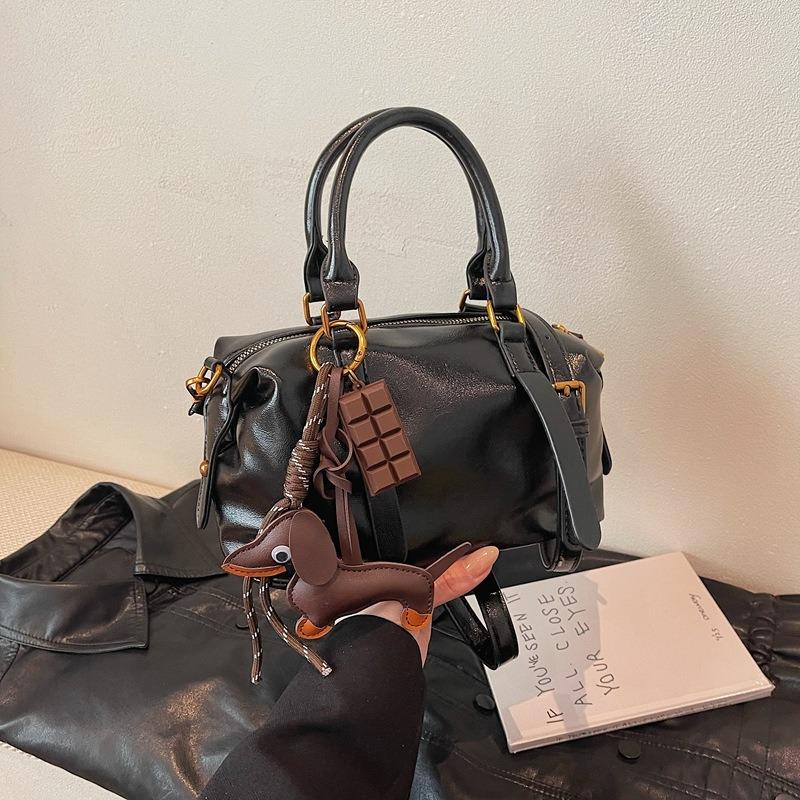 Autumn and winter retro handbag bag women's new trendy bowling bag simple shoulder crossbody pillow bag