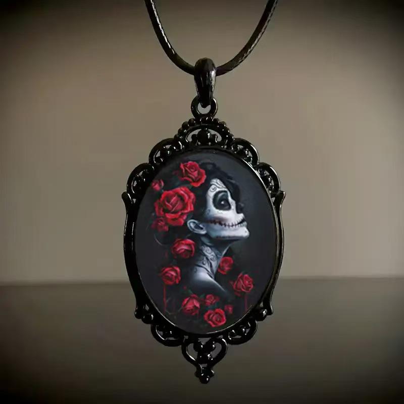 Vintage Oval Glass Alloy Pendant Necklace Jewelry