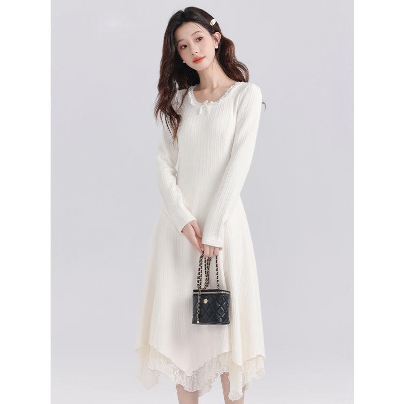 

Белое кружевное длинное платье для женщин - Универсальное нижнее белье, идеально подходит для сочетания с пальто осенью и зимой 2025 S 70-90 jin