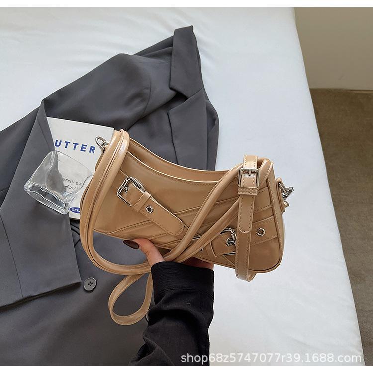 Fashionable high-end underarm bag women's 2025 autumn new motorcycle bag niche simple commuter shoulder bag