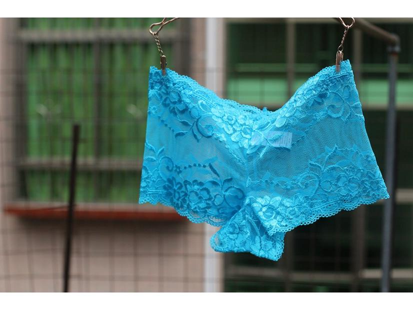 Übergröße Spitzen-Halbhüft-Slips für Damen - Ultradünn, Semitransparent, Pfirsich-Hüften-Design, Schritt aus reiner Baumwolle.