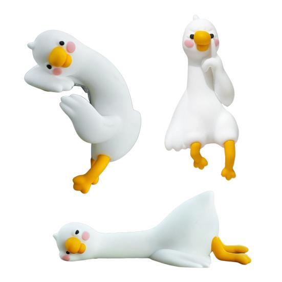 Mini Resin Goose Figurine Funny Resin Small Goose Computer Decor Collectible Cute 3D Craft Sculpture for Office Desk Car Dashboard Home Decor