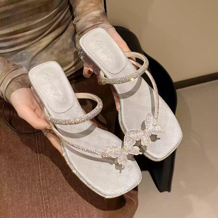 

Butterfly rhinestone cool slippers women wear skirts in summer, fairy wind soft soles are not tired, thick heels pinch feet beach shoes 35