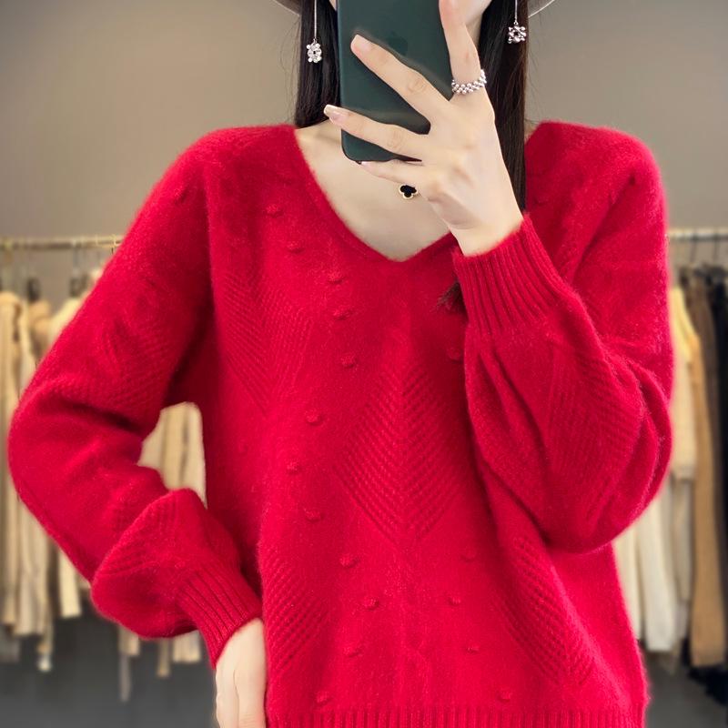 2023 Autumn/Winter Women's V-neck Pure Wool Cashmere Sweater - Loose, Slimming, Fashionable Knitwear Pullover
