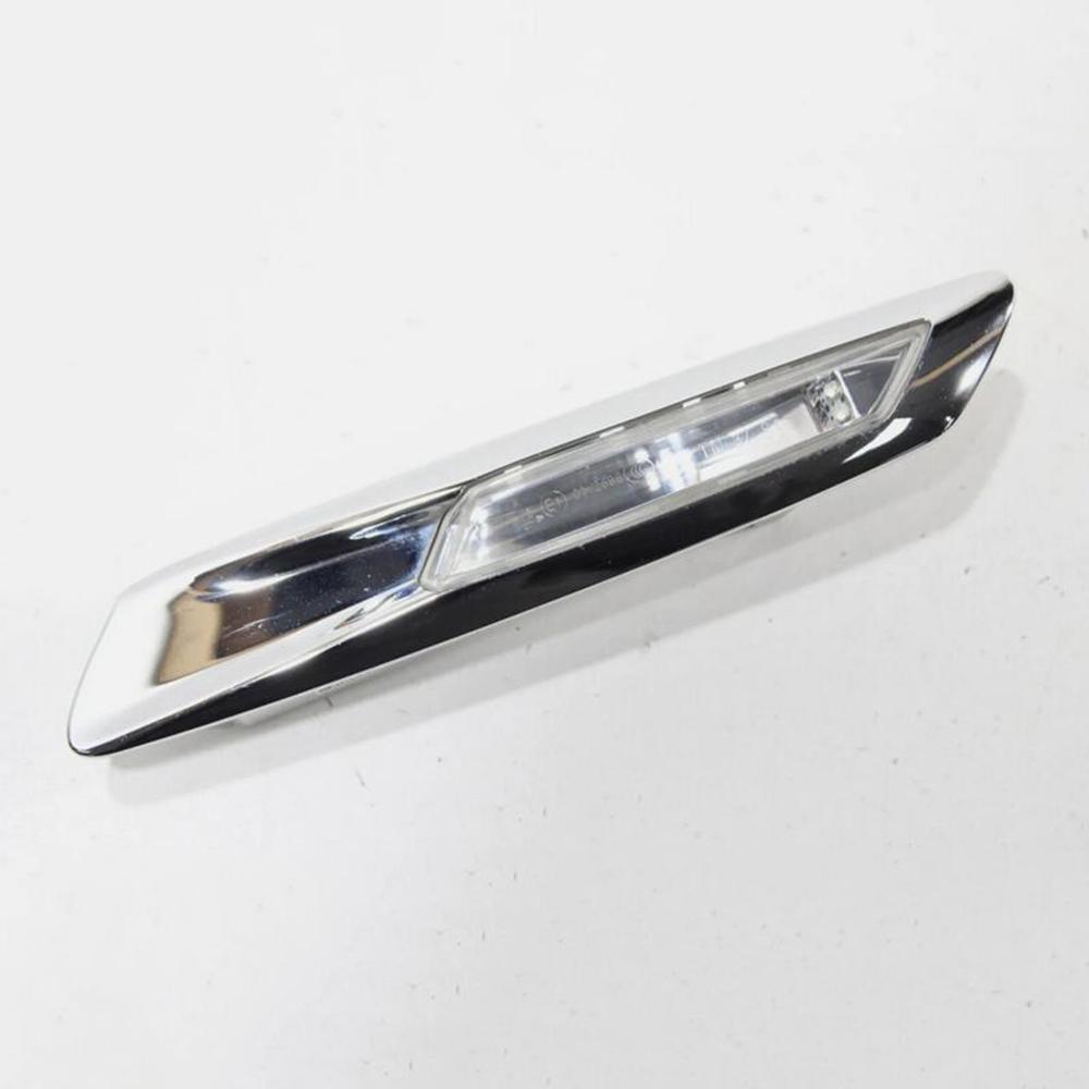 LED Right Side Indicator Light 63137154168 For BMW 528i 535i 550i 2011 2012 2013